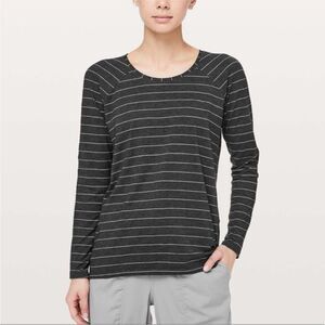 Lululemon black white stripe emerald long sleeve shirt 6 Pima cotton